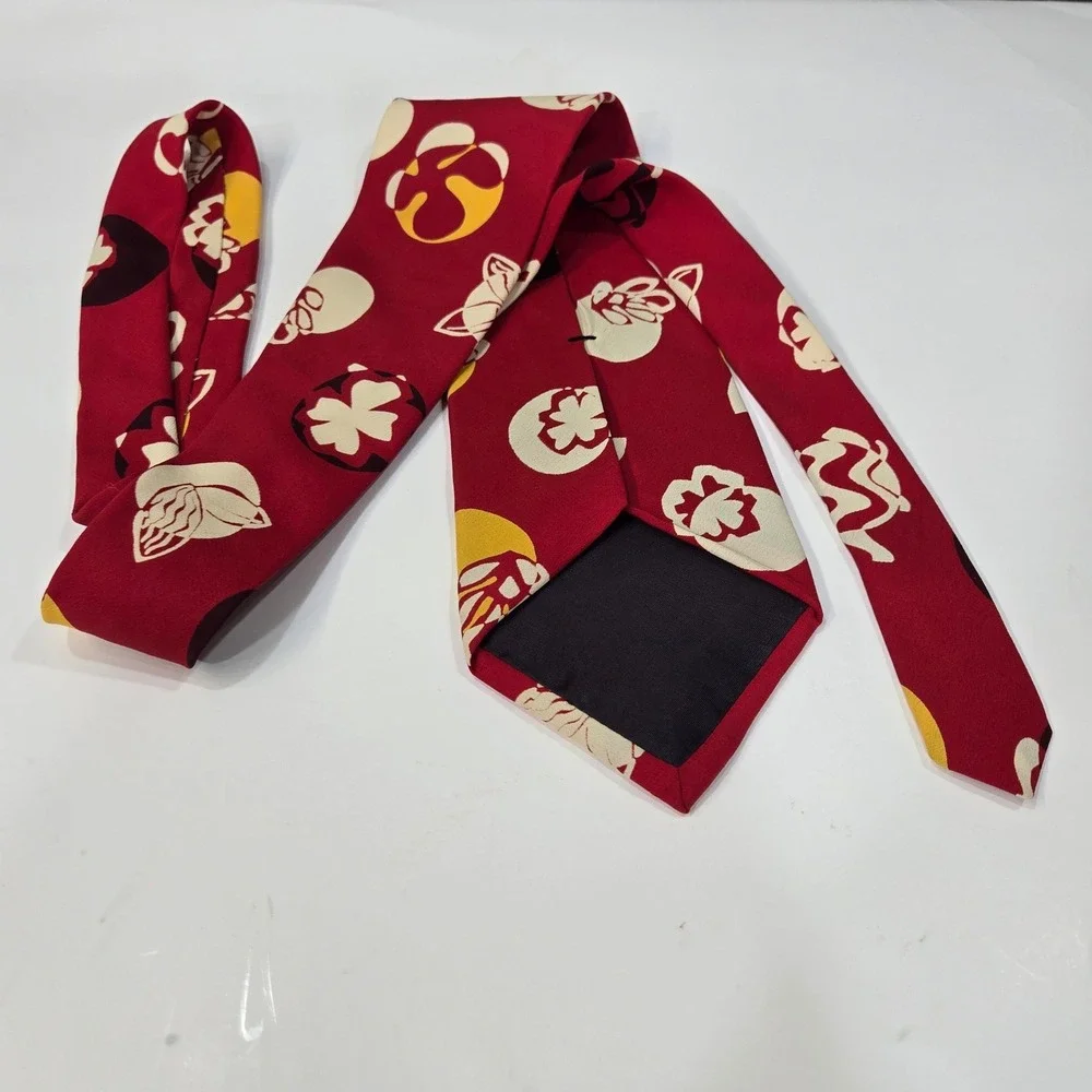 Vtg Camilla Smith NY Silk Tie Red Tropical Floral Botanical Mens Necktie 3.75